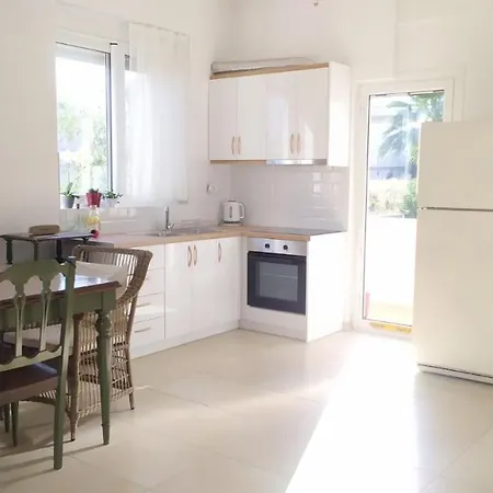 Sunkissed And Seasalted House Daire Melíssion