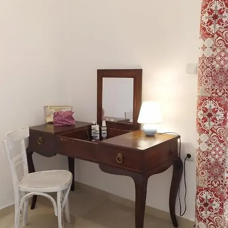 Sunkissed And Seasalted House * Melíssion