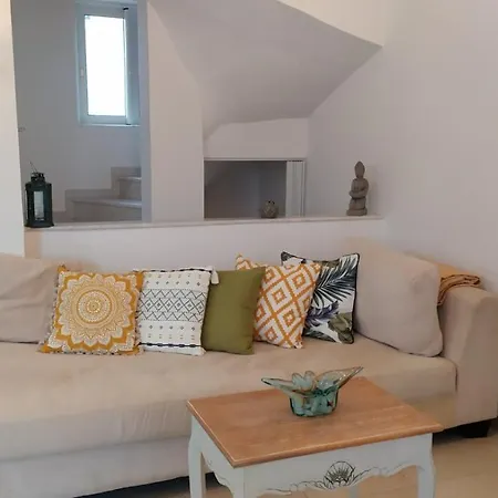 Daire Sunkissed And Seasalted House