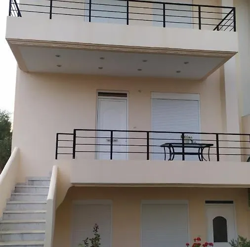 Sunkissed And Seasalted House Appartement Melíssion