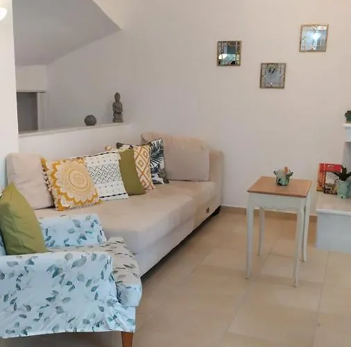 Sunkissed And Seasalted House