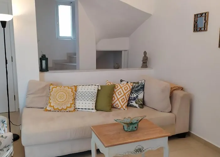 아파트 Sunkissed And Seasalted House