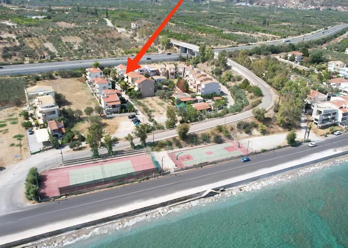 Sunkissed And Seasalted House *